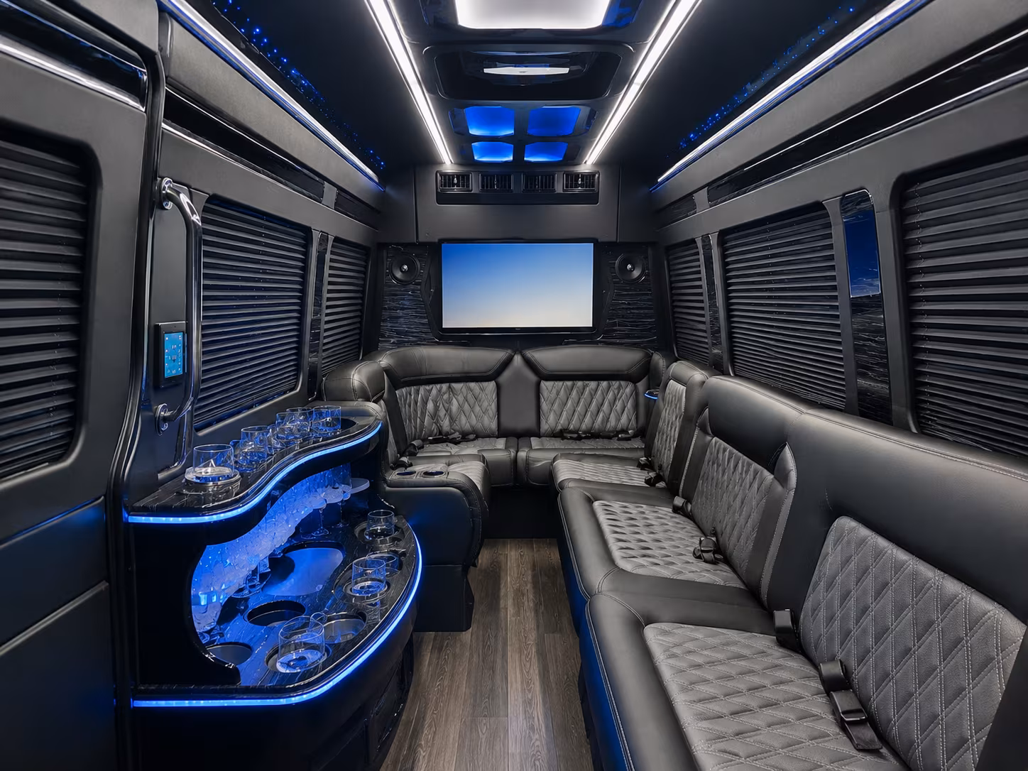 harbour island and westshore prom venue buses made easy
