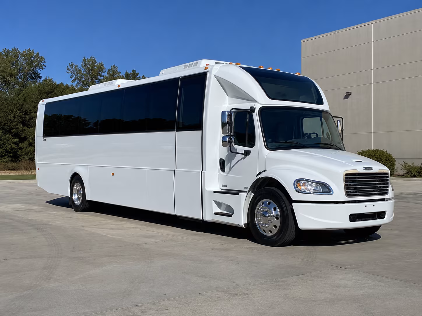 tampa 28 passenger party bus